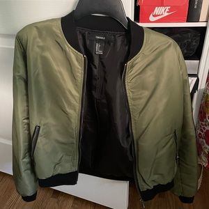 Bomber jacket